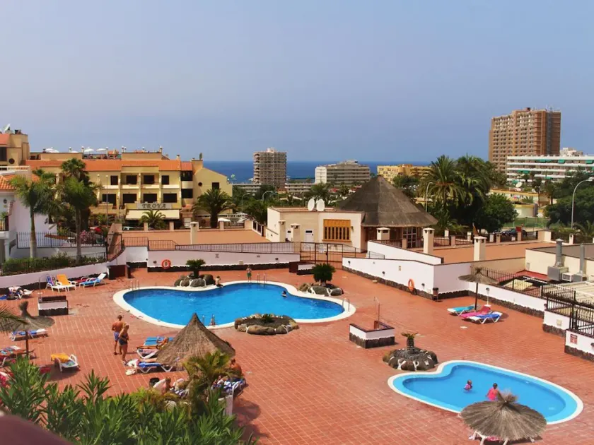 Un superbe appartement 1 chambre avec une vue fantastique sur la mer / la piscine El Mirador - Image 1