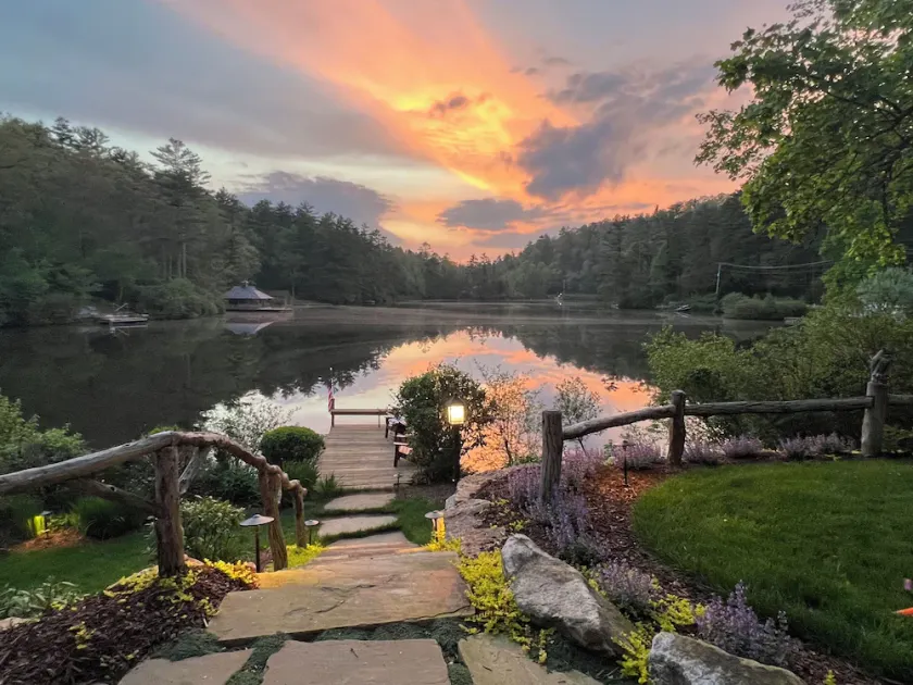Lake Sequoyah Cottage ... Lake Front Minuten vom Main Stret - Image 1