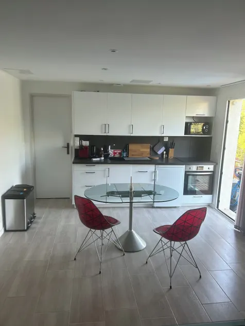 Apt Meublé Tout Confort, Indépendant, au Calme Absolu, Avec Piscine Privative - Image 1