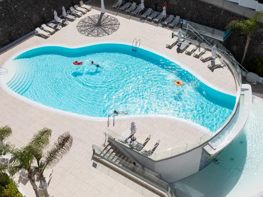 Belle maison de vacances avec vue sur la mer dans le complexe Ocean Garden - Image 1