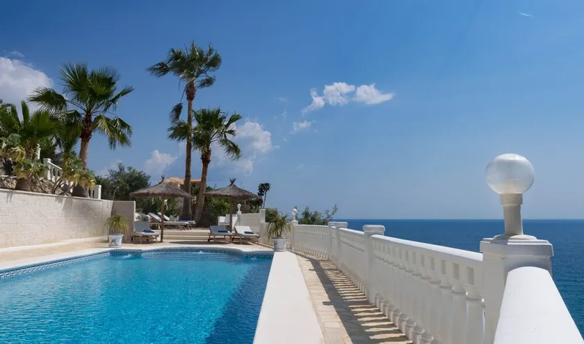 All inclusive! Lyxvilla med fantastisk utsikt **, första raden ... Renoverat 2019! - Image 1
