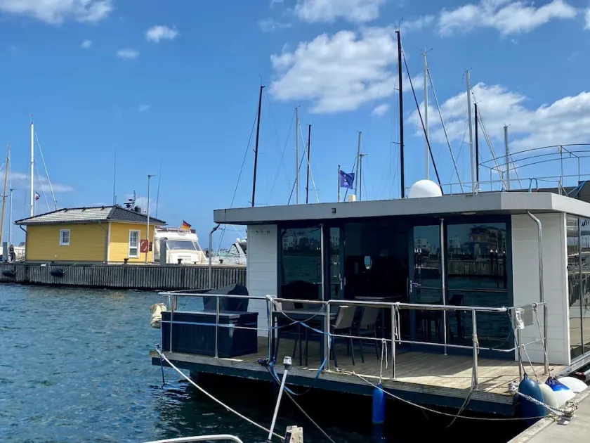 Vacation home houseboat Captains Boat directly on the Baltic Sea - Image 1