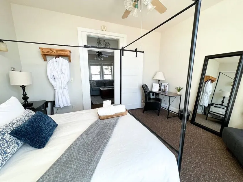 Superior Suite @ The Bayfield Guest House - Image 1