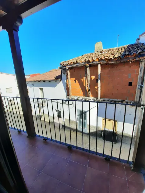 La Casa de Mi Abuela - Image 1