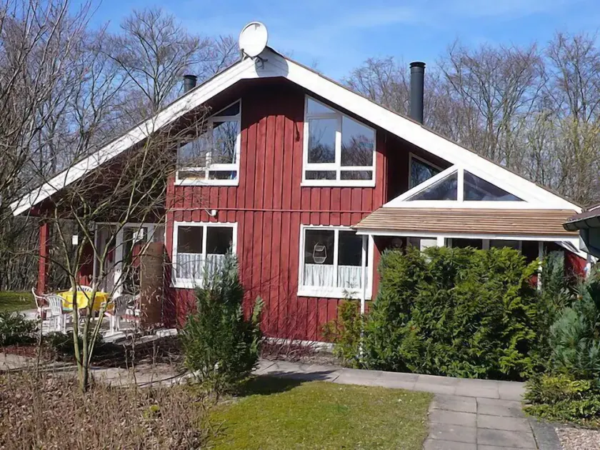 Ferienhaus "Auszeit mit Herz" im Ferienpark Extertal - Kamin, Fass-Sauna, Massagesessel - Image 1