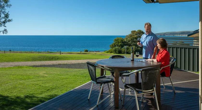 Panoramic Sea Views over Emu Bay - Image 1