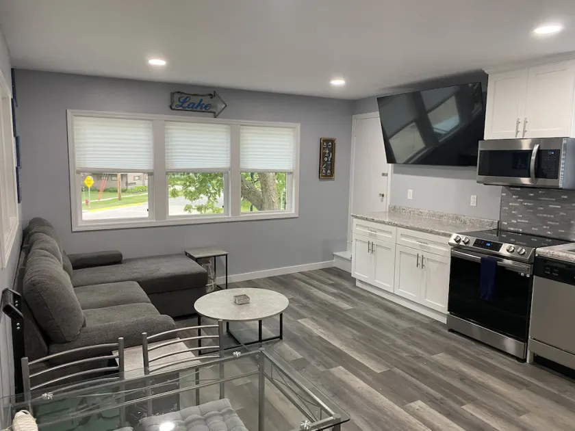 North Shore Loft, close to everything! - Image 1