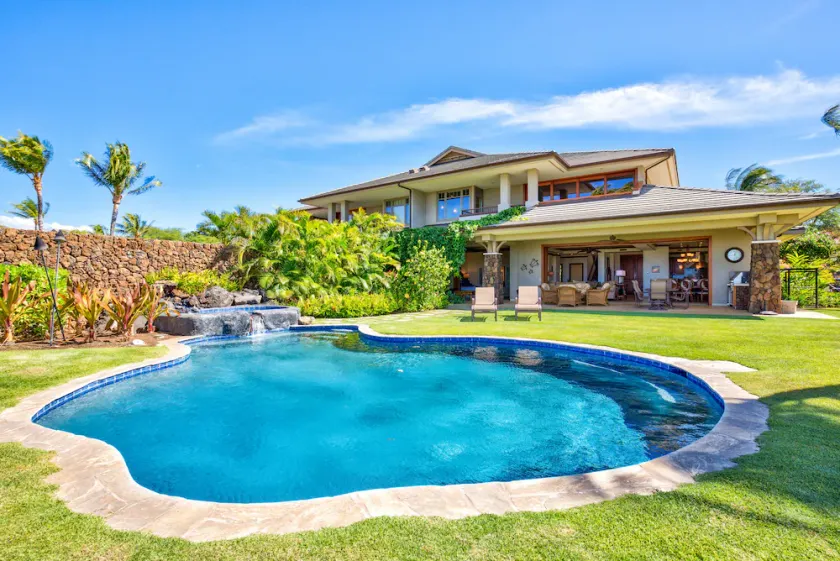 Rymlig Resort Villa med havsutsikt och privat pool. - Image 1
