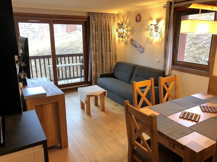Charming Apartment - 2 Bedrooms - Tignes Le Lac - Lake View - Image 1