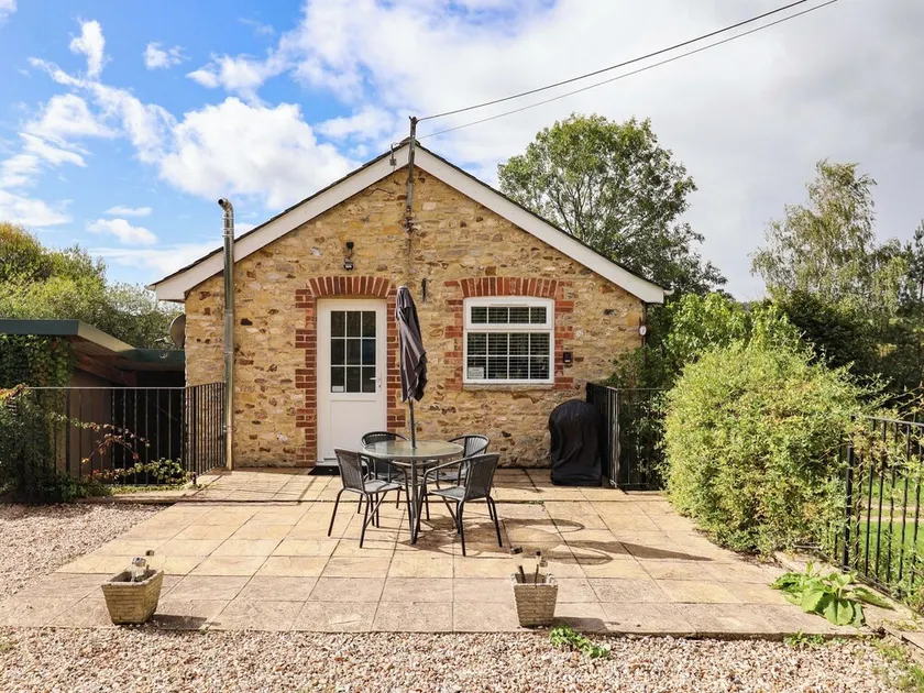 The Cottage Middle Westwater - Image 1