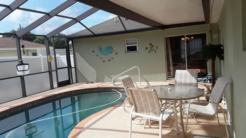 Schönes 4 BR / 2BA privates Pool-Haus nahe Weeki Wachee Springs - Image 1