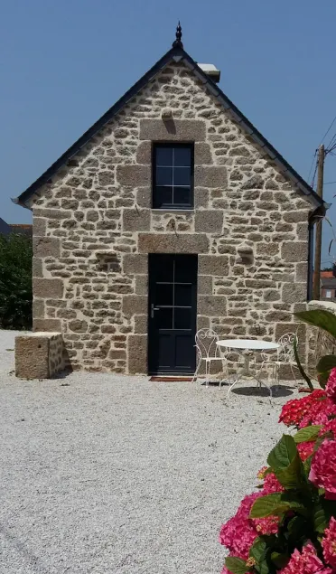 La Boulangerie, autentisk lille sommerhus til 2 mellem Barfleur og St. Vaast - Image 1