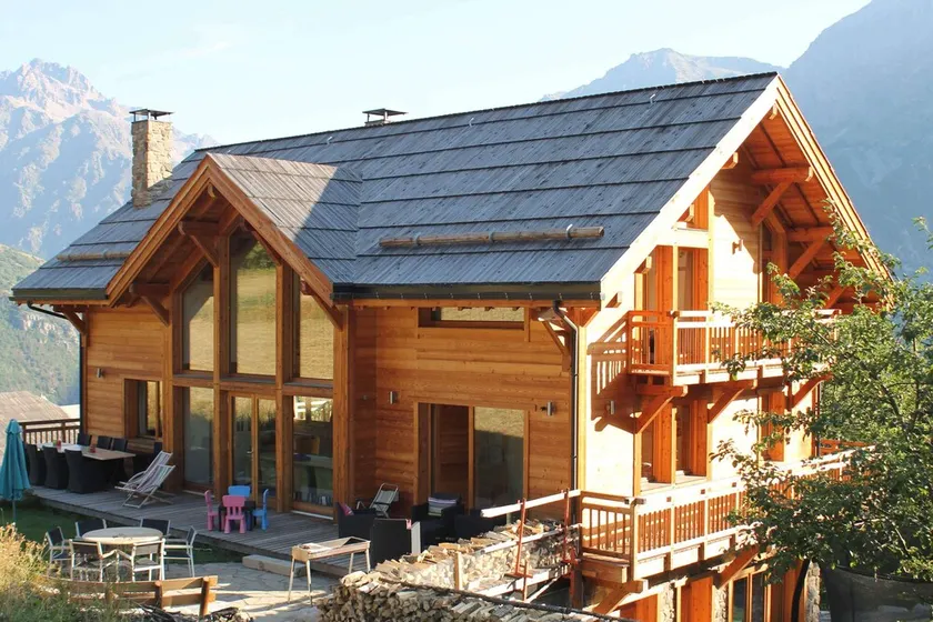 Luxury chalet (brand new) at Puy Saint Vincent 1400, nature, 250m to ski slopes - Image 1
