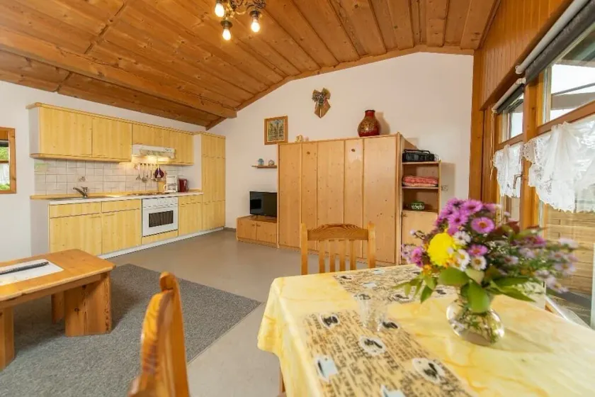32qm große 1-Zimmerwohnung mit Balkon - Image 1