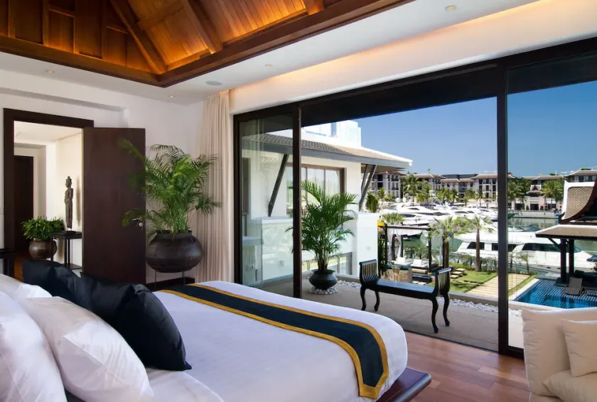 Luxury Penthouse in the heart of the Marina - Image 1