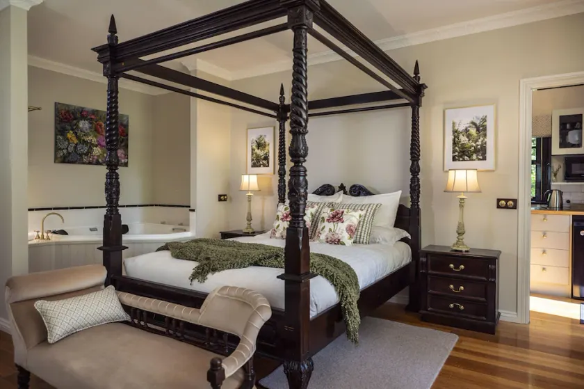 Fern Cottage - Romantic spa cottage in Mount Dandenong - Image 1