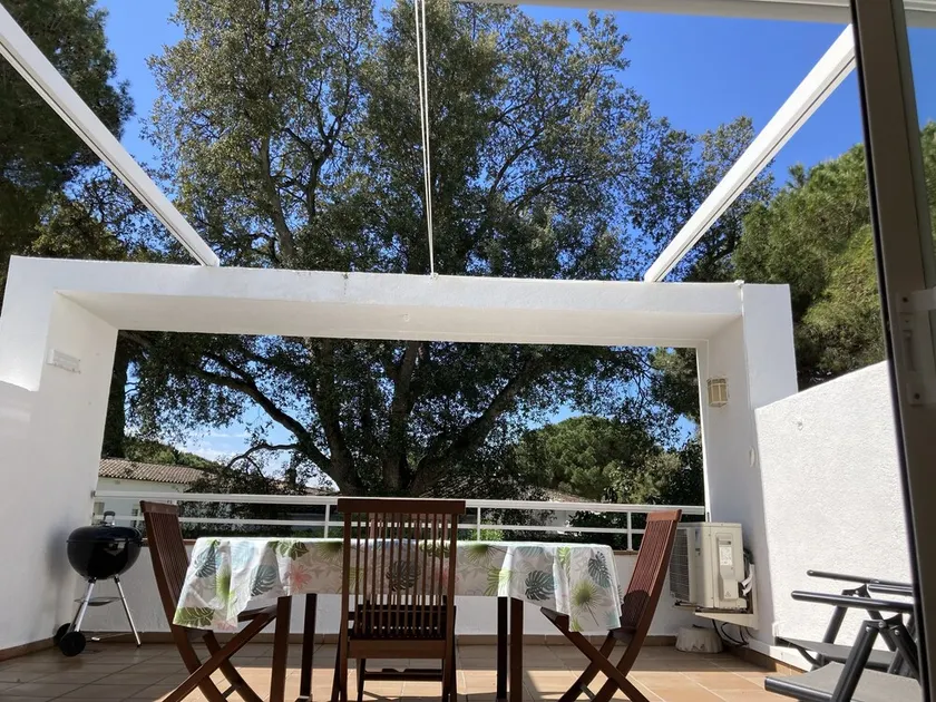 Emplacement idéal, Cala Rovira à côté de Platja d'Aro, quartier calme et verdoyant - Image 1
