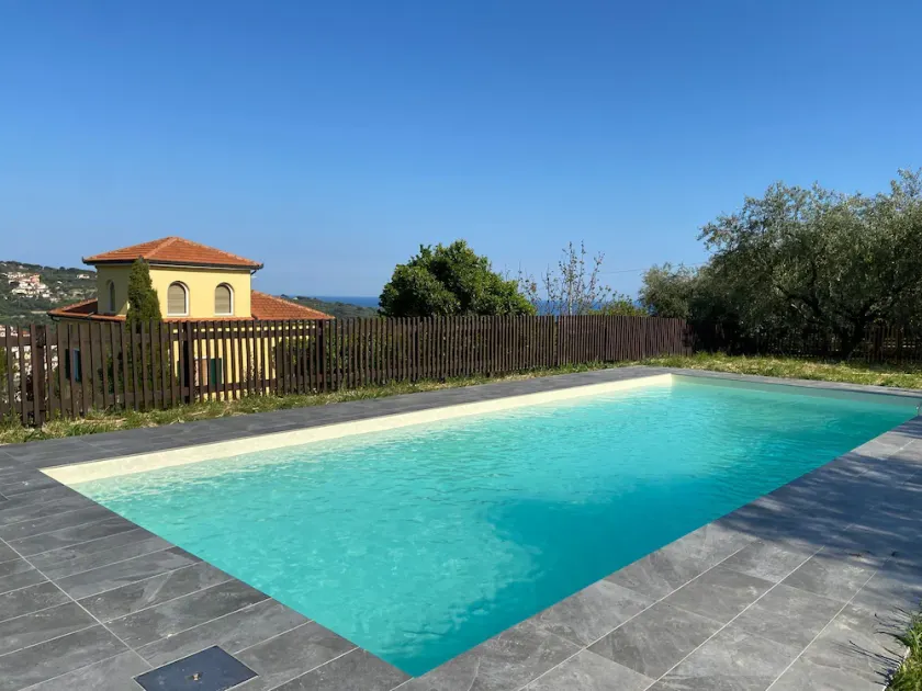 DIANO LANDHAUS exklusiver Pool Uliveto Meerblick - Image 1