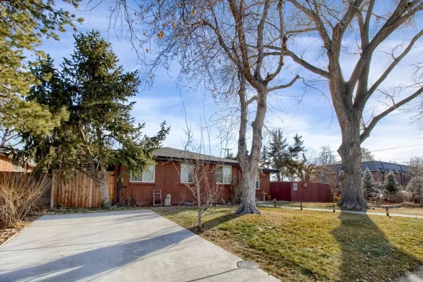 The Gem of Lakewood! - Image 1
