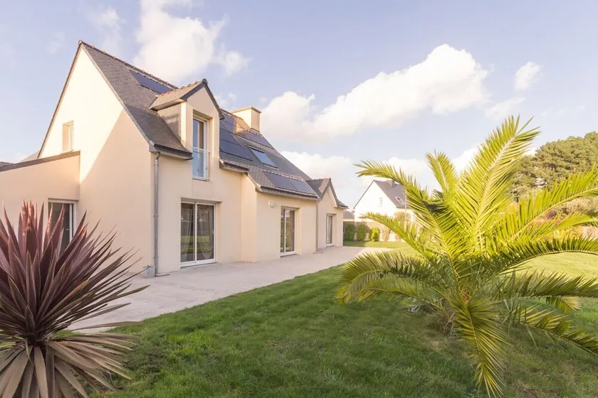 GUIDEL BEACHES HOLIDAY HOME NEAR THE BEACHES - Image 1