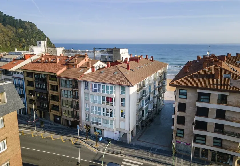 Bañeru 1 Vivienda en el centro de Zarautz a 1 min de la playa by Egona - Image 1
