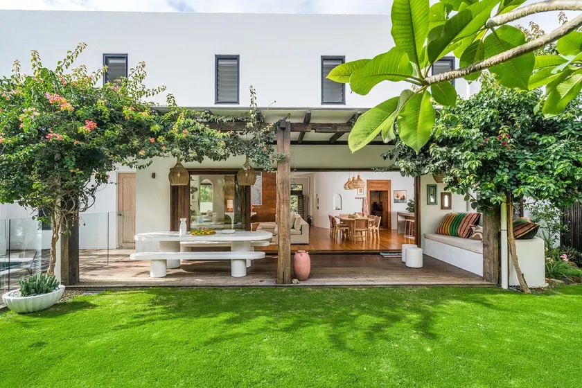 SOL VILLA - Luxury Retreat - Image 1