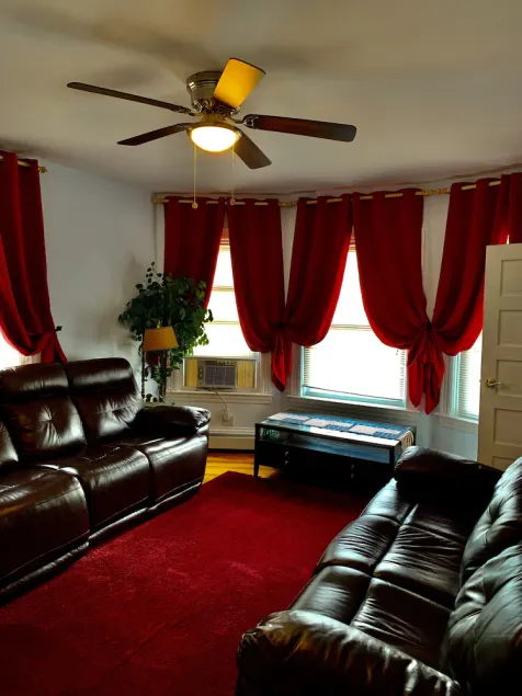 2BR-Free parking, Near Gillette & Providence-I-95 - Image 1