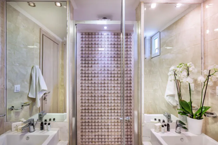 Sunny Villa, luxury, heated pool, excellence - Image 1