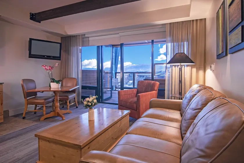 Luxury Suite - Image 1