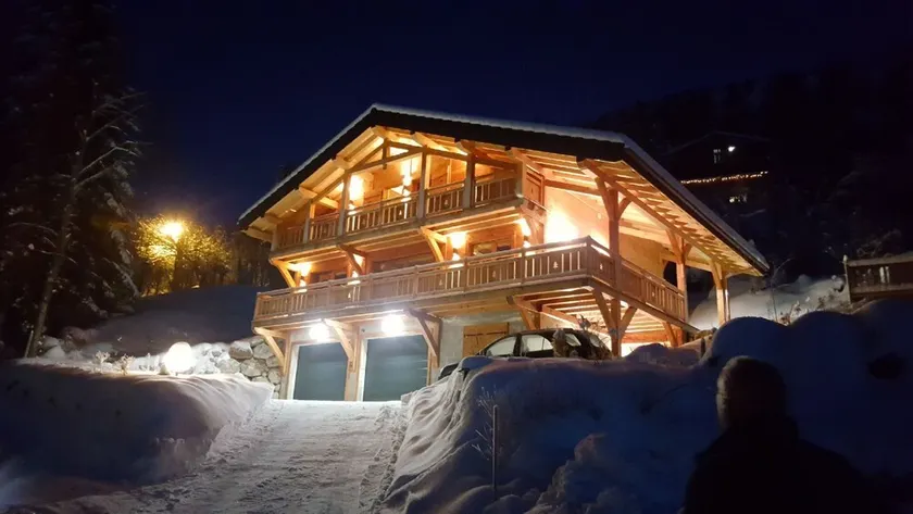 Le P'tit Suisse - Chalet savoiardo con vista lago - 3 camere da letto e 2 bagni - Image 1