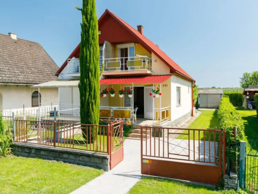 Gizella by Interhome - Image 1