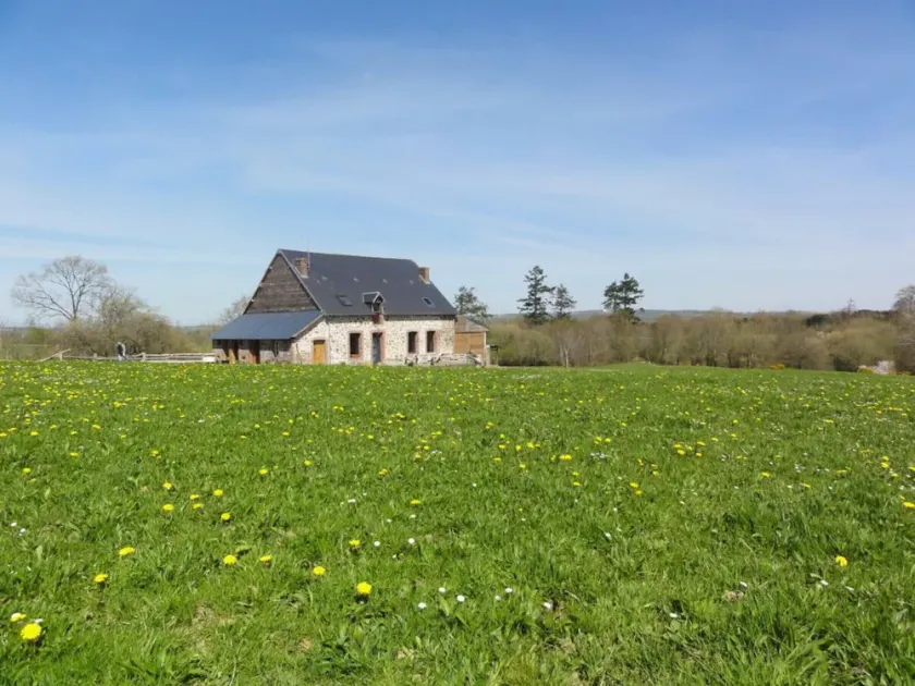 Natural Escape: Independent House in Normandy Countryside - Image 1