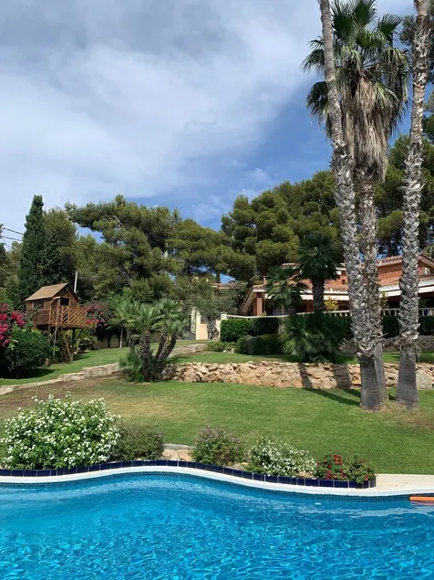 Beach House Med Havsutsikt-promenad till stranden / 45 Min. Från BCN - Image 1