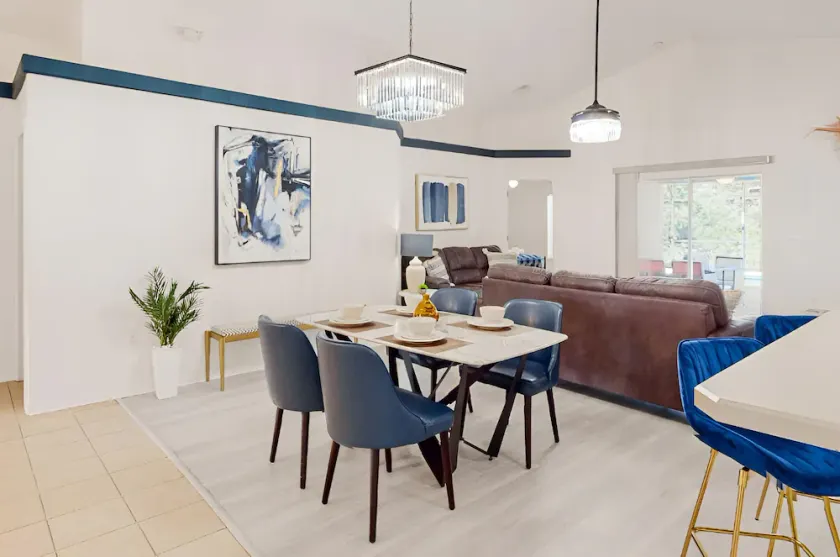 Lake Wilson Family Getaway Villa - Close to Disney! - Image 1
