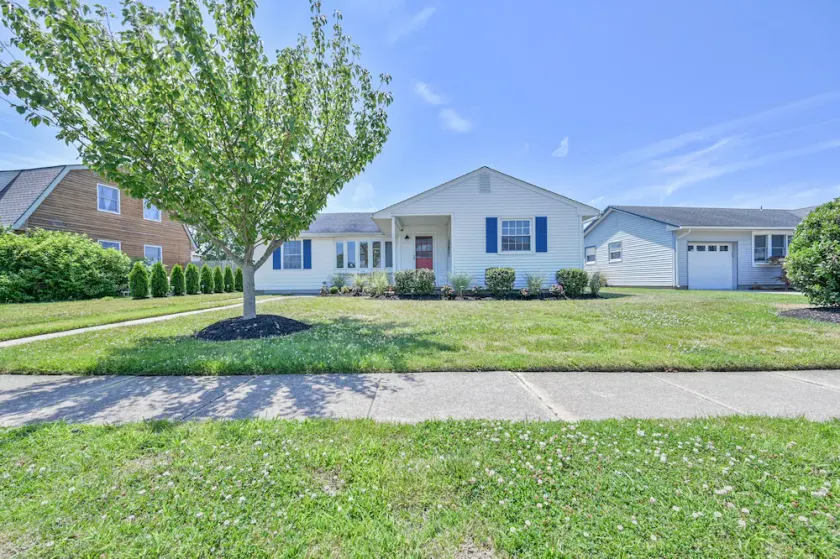 \"Beach Escape\" Family friendly close to AC w/ playground - Image 1