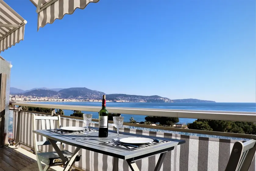 2 Rooms, New, Incredible View of Promenade des Anglais - Image 1