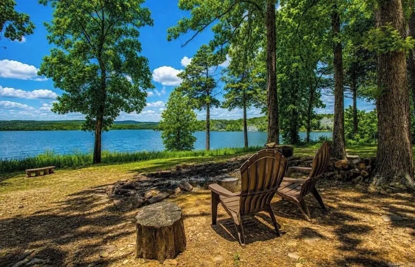 Lakefront Cabin - Image 1