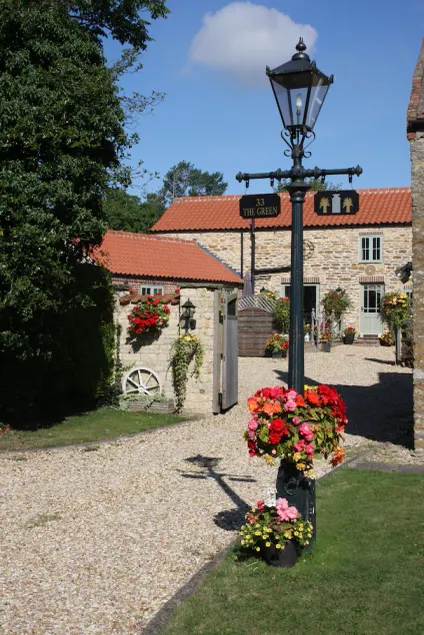 LUKSUS 5 * GULD KONVERTERET LÅN I ET TRADITIONELT VILLAGE NORTH OF CITY OF LINCOLN - Image 1