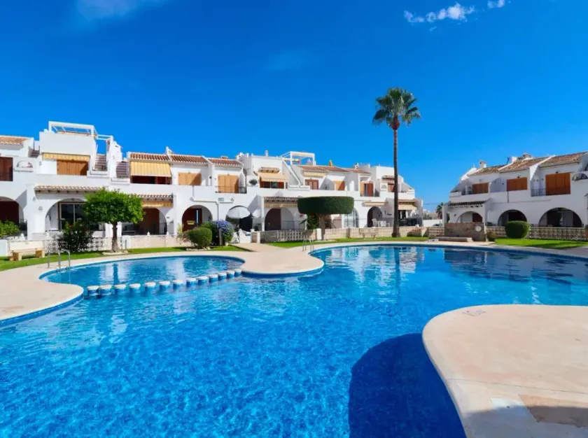 Stunning Two Bedroom, Ground Floor Apartment in prestigious urbanisation ☀️ - Image 1