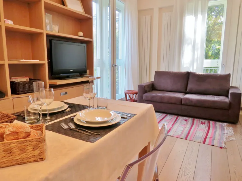 Appartement lumineux et élégant dans le quartier Fiera de Milan - Image 1