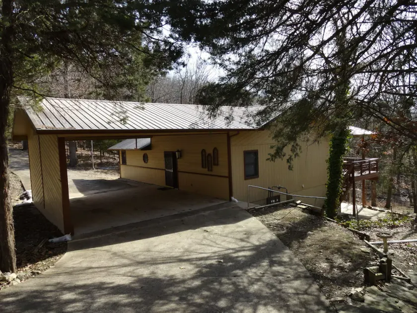 LAKE ESCAPE - Lakefront 4 Schlafzimmer, leicht zu Fuß zum Wasser und große Fernseher, tierfreundlich - Image 1