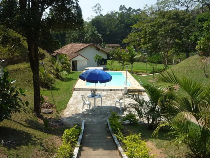 8 Schlafzimmer, Haupthaus und Gästehaus, 5 Bäder, Pool, Spielzimmer, Grill - Image 1