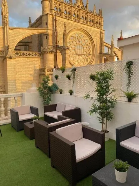 Hostal Leonardo Da Vinci - Image 1
