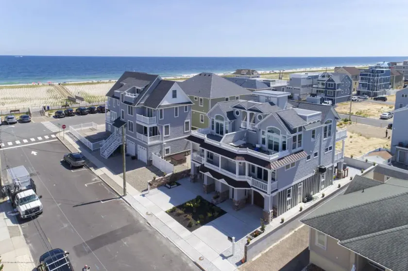 Ocean and Beach Views from 5 decks in Ortley Beach - Image 1