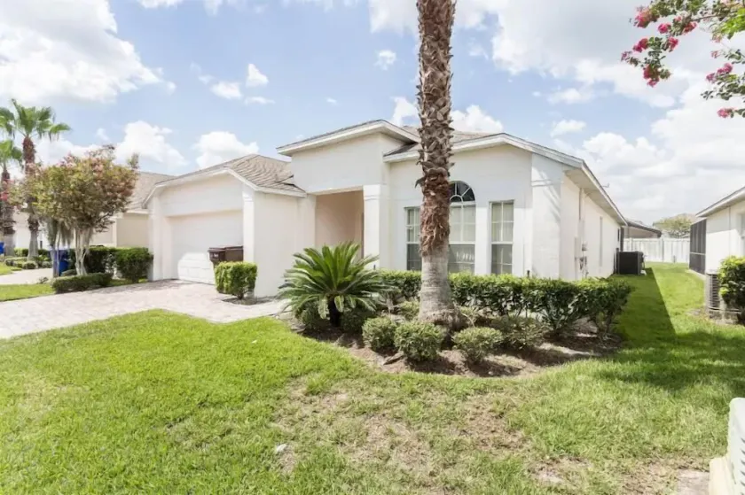 4BD / 3BA, rénové, VILLA D'ADMINISTRATION AVEC SPA, DOIT VOIR, A 10 MIN DE DISNEY - Image 1