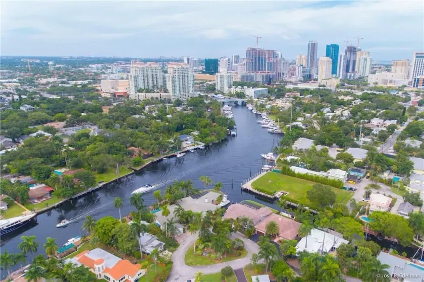 The Villa's 0.3 Mile From Down Town Ft Lauderdale - Image 1