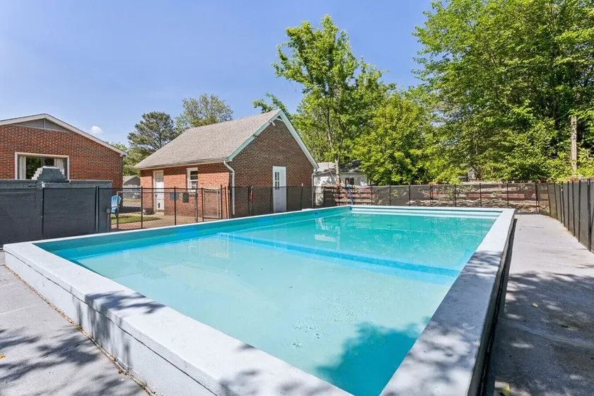 Coastal Retreat @ Coliseum| Pool, Bonus Rm, Gazebo - Image 1