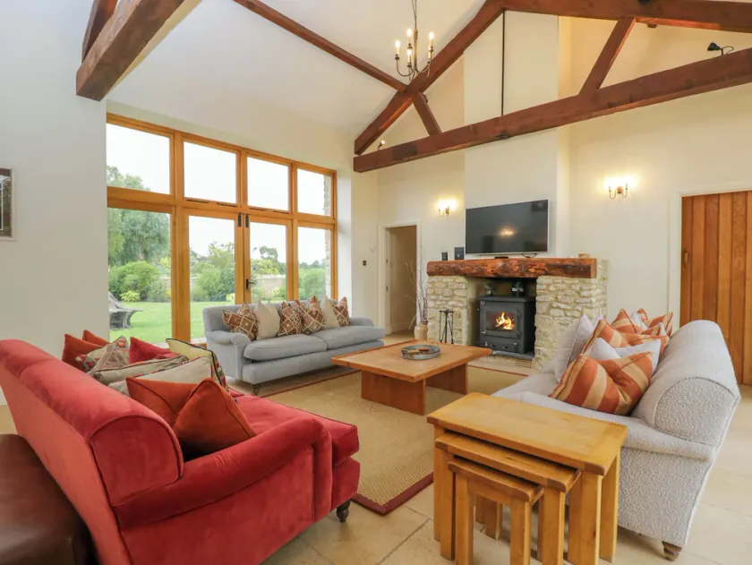 Lower Farm Barn - Image 1