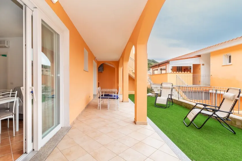 Apartamento 'Green Garden F1' com vista para o mar, jardim e Wi-Fi - Image 1