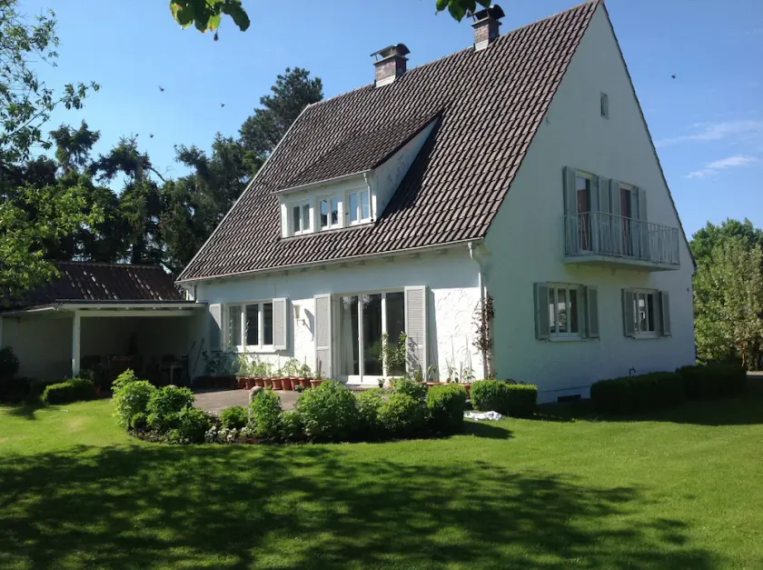 Haus  mit großem Garten zwischen Augsburg und München - Image 1